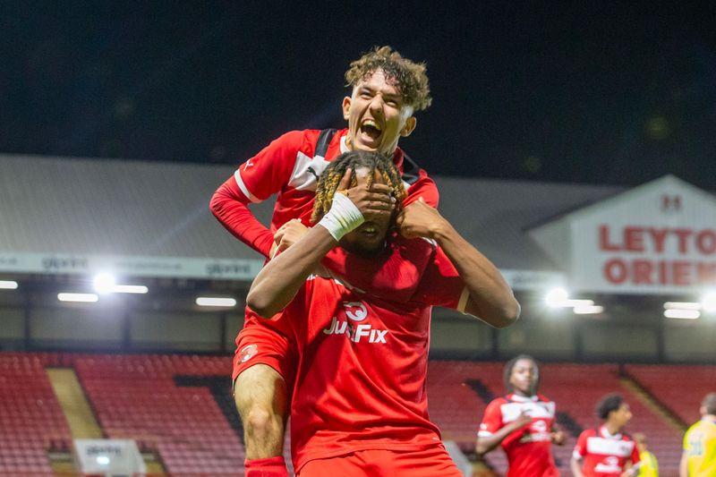 Leyton Orient - Leyton Orient